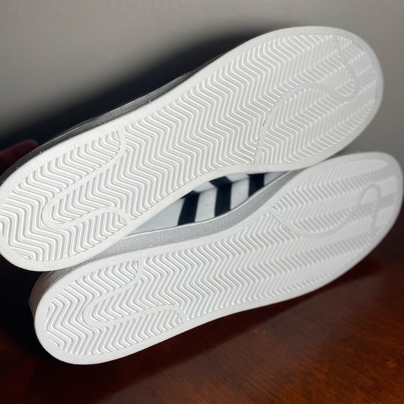 Adidas Men's Superstar Shoes Size 19! White/ Black  Leather Upper Lace up - Picture 5 of 7